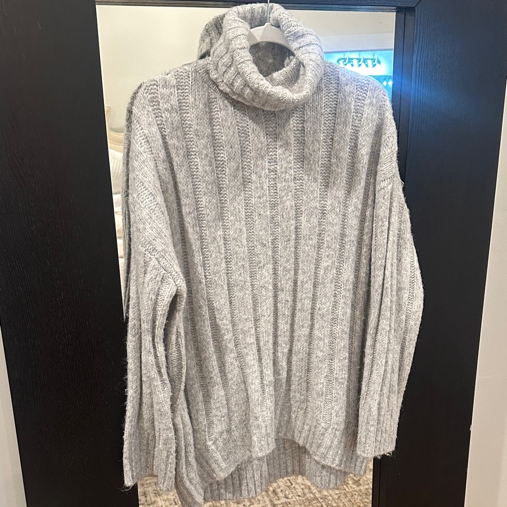 Cozy Oversized Gray Turtleneck Sweater